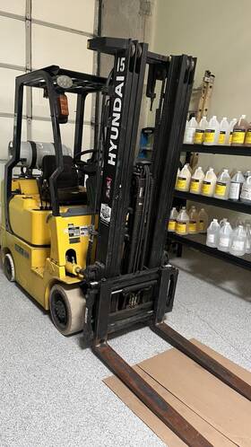 Hlf15c-5 2011 Hyundai 2 500 Lbs Class Warehouse Forklift Lift Truck Bidadoo