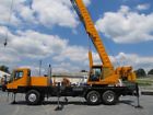Htc-835 Crane Used One Owner Both Cabs Heated Awd