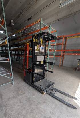 J2-126 2017 Big Joe Order Picker 1317 Hours 2000 Lbs 300 Opertor