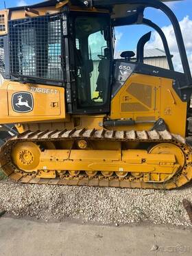 650pxlt John Deere 2023 Crawler Dozer 6-way Blade 89 Hours Enclosed Rops Heat/ac
