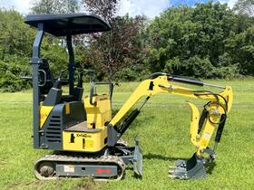 Kh14g Used 2024 Groundhog Pro Mini Excavator With 16 Inch Tooth Bucket