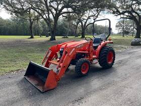 Wa50-6 Komatsu 2013 Wheel Loader - 4x4 Diesel Quick Attach Great Tires