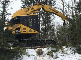 Xt430-3 Komatsu 2015 Feller Buncher 8l Cummins Diesel 9 800 Hours Erops Heat/ac
