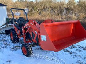 Lx2610hsd Kubota 2022 Tractor With Loader 26hp 4wd R4 Tires