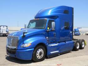 Lt625 2019 International T/a High-roof Sleeper Truck Tractor Cummins A/t Bidadoo