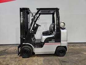 Map1fa25lv 2016 Nissan 5000 Lbs 3 Stage Pneumatic Lpg Forklift Stk 14951
