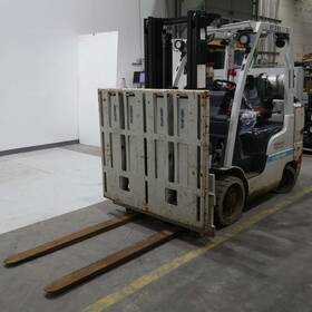 Mcu1f2a33lv 2015 Nissan K25 Lpg Forklift With Cascade Push Attachment Cap. 10 210 Lb 1753hrs