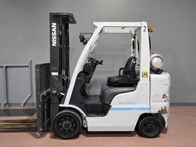 Mcug1f2f30ls 2015 Unicarriers Lpg 6000 Lb Side-shift Cushion Tire Forklift