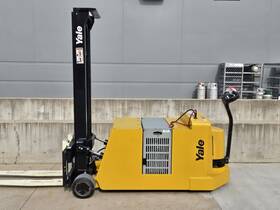 Mcw040len24tv083 2020 Yale Electric 2 Stage Walkie Stacker Narrow Aisle Hyster