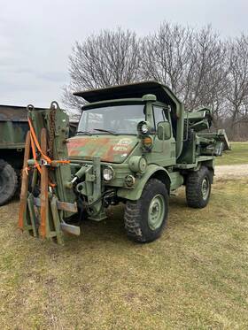 Flu10344 Mercedes-benz Rare Unimog Forkift And Crane 4wd Needs Work