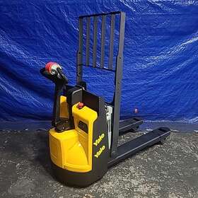 Mpb045vg 2017 Yale Electric Pallet Jack - 35