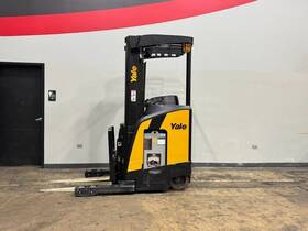 Nr035dc 2022 Yale 3 Stage 3500lb Poly Electric Forklift Stk 15212