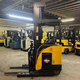 Nr045ebn 2019 Yale 4500lbs Used Reach Truck 270 Inch Lift Sideshift With Tilt 2036hrs