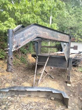 G83510t P.j. Manufacturing J. Mfg 20ft Gooseneck Flat Deck Trailer / 1994 Read Description