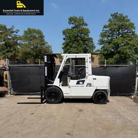 Pd110 2005 Nissan Forklift 11 000 Lbs Diesel 3 Stage Pneumatic F04d50v- 673 Hr