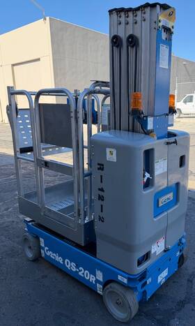 Gs-20r Qs-20r Genie Aerial Man Lift 19ft9 Inch Platform Height Brand New Batteries 88.5hrs