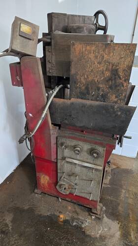 Ra-24 American Machinery Flywheel Grinder