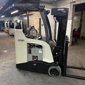 Rc5540-40 2019 Crown 4000lbs Used Forklift Quad Mast Sideshift 5085 Hours
