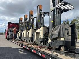 Rmd6025-32 2012 Crown Standup Electric Double Deep Reach Truck Forklifts 300 Inch