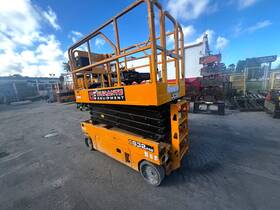 S3246e 32 Ft. Electric Scissor Lift - 2019 Jcb 213 Hours Strong Batteries