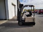 Sc4000 Crown Electric Wheel Sit Down Forklift Excellent Condition Included Charger