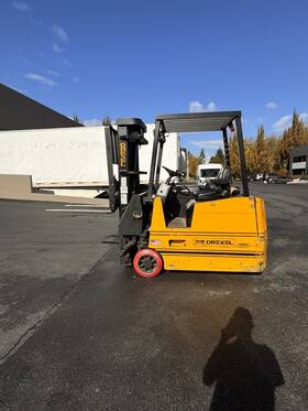 Slt30 1996 Drexel Electric Swing Mast Forklift 3000lb Max Capacity
