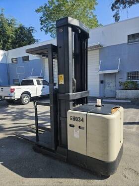 Sp3410-30 2006 Crown 3000 Electric Warehouse / Industrial Forklift