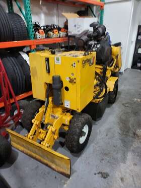 Sp5014 Used Carlton Self Propelled Stump Grinder 35 Hp Gas Hyd Blade