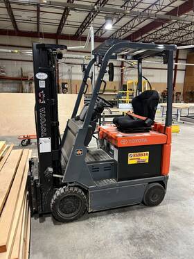 7fbcu18 Toyota Electric Battery Forklift With Charger