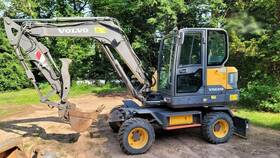 Ew60e Volvo 2017 Wheel Excavator 1 621 Hours Enclosed Rops