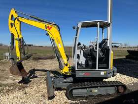 Ez36 Wacker Neuson 2021 Excavator 317 Hours Attachments Included
