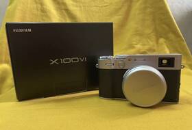 X100vi New Fujifilm Silver Us Shutter Count 10 Exellent Condition