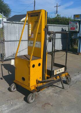 Xlt-1951 Workforce Products Inc Bil Jax/haulotte Electric Man Lift Used