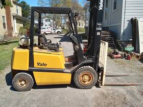 Glp050tgnuae100 Yale Forklift With 48 Inch Forks. 224 Lift. Pneumatic Tires 4500 Lbs