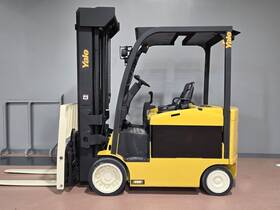 Yaleerc080vhn48tq105 2020 Yale Erc080vhn48tq105 Electric Quad Mast 8000 Lb Cushion Tire Forklift