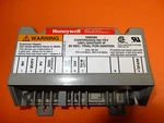 Honeywell Spark Box S8600M 24V; 60HZ--(USED). Fixed Price $99.99.