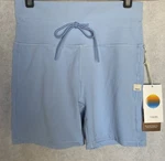 Vuori Size Light Blue Breathe Interlock Compression Daily Shorts New. Fixed Price $44.95.