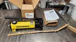 Weatherhead T-460-2 Hydraulic Hand Pump 10K-PSI Crimp Preset Tools. New. Fixed Price $514.90.