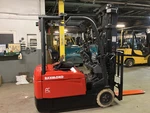 2017 Raymond 4000 Lb Electric Forklift With Side Shift 1519 Hours. Fixed Price $18999.00.