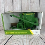 Ertl John Deere 700 1/16 Scale Grinder-mixer New Box. Fixed Price $119.00.