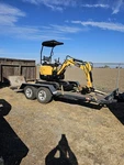 Digbit EM15 Mini Excavator Yellow/black Compact Industrial Model. Fixed Price $4500.00.