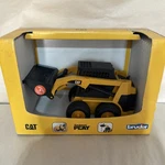 Bruder 1:16 Skid Steer Loader Caterpillar Sandbox Scoop 9. Fixed Price $13.98.