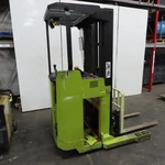 05 Yale NR040 203" 3600 Lb Narrow Aisle Long Reach Forklift 24V No Battery. Fixed Price $6337.50.