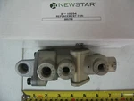 TP-3 Dc Tractor Protection Valve Newstar P/n S-16394 Ref.# Bendix 065706, 109790. Fixed Price $50.00.