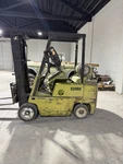 Forklift Clark Model C500 Serie 355 1068 4381. Fixed Price $2250.00.