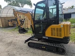 New Agt Qnt 30 Enclosed Cab Mini Excavator Kubota Diesel Dozer Blade Thumb. Fixed Price $16900.00.