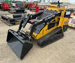 Cfg KKT27 1.3TON Skid Steer Loader Tracked Hp Kubota D1105 Diesel Engine. Fixed Price $18702.48.