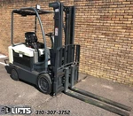 Crown FC4525-40 Sit Down Wheel Electric Forklifts 258" Quad Mast Low Hours. Fixed Price $17950.00.